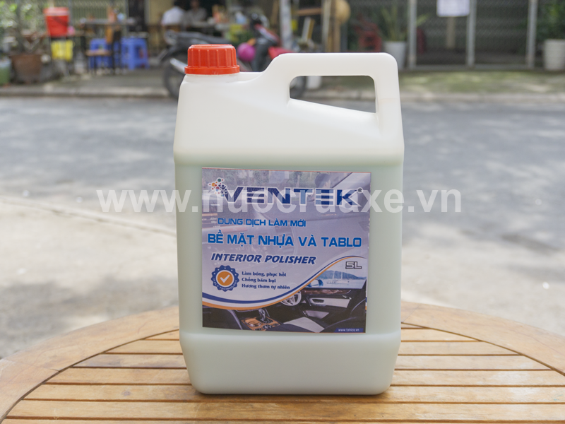 dung-dich-duong-bong-be-mat-nhua-Tablo-xe-oto-Ventek-Interior-Polisher-5lit