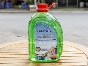 nuoc-lau-rua-kinh-xe-Ventek