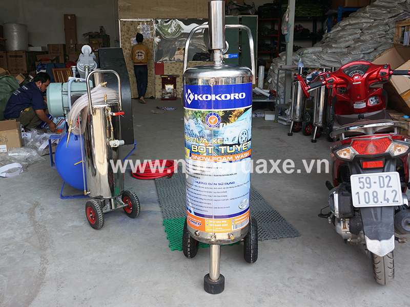 cong-nghe-rua-xe-khong-cham-co-an-toan-k-4