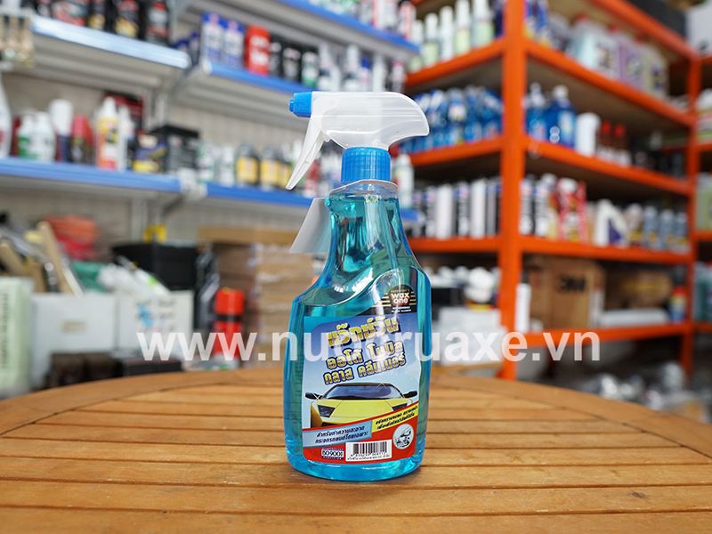 nuoc-rua-kinh-o-to-co-doc-hai-khong-4