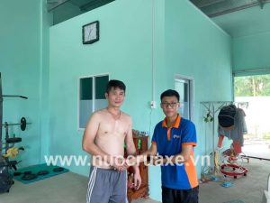 nuoc-rua-xe-lai-chau-1