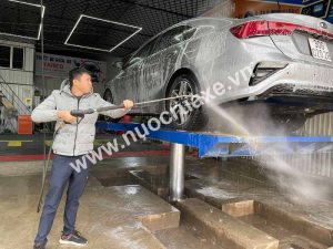 quy-trinh-tay-sach-gam-xe-o-to-2