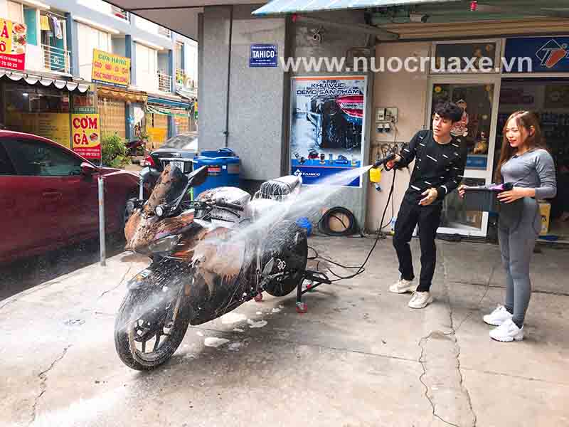 Dung-dich-rua-khong-cham-3