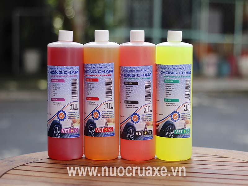 Nuoc-rua-xe-khong-cham-1